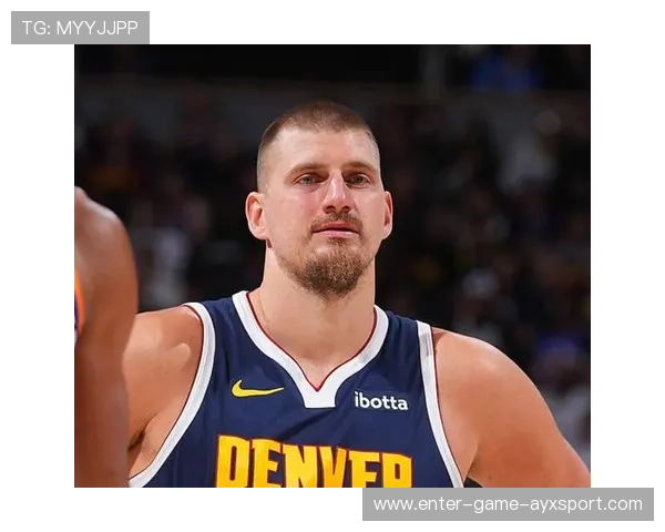 约基奇罚球稳稳命中，掘金在末节将胜利收入囊中